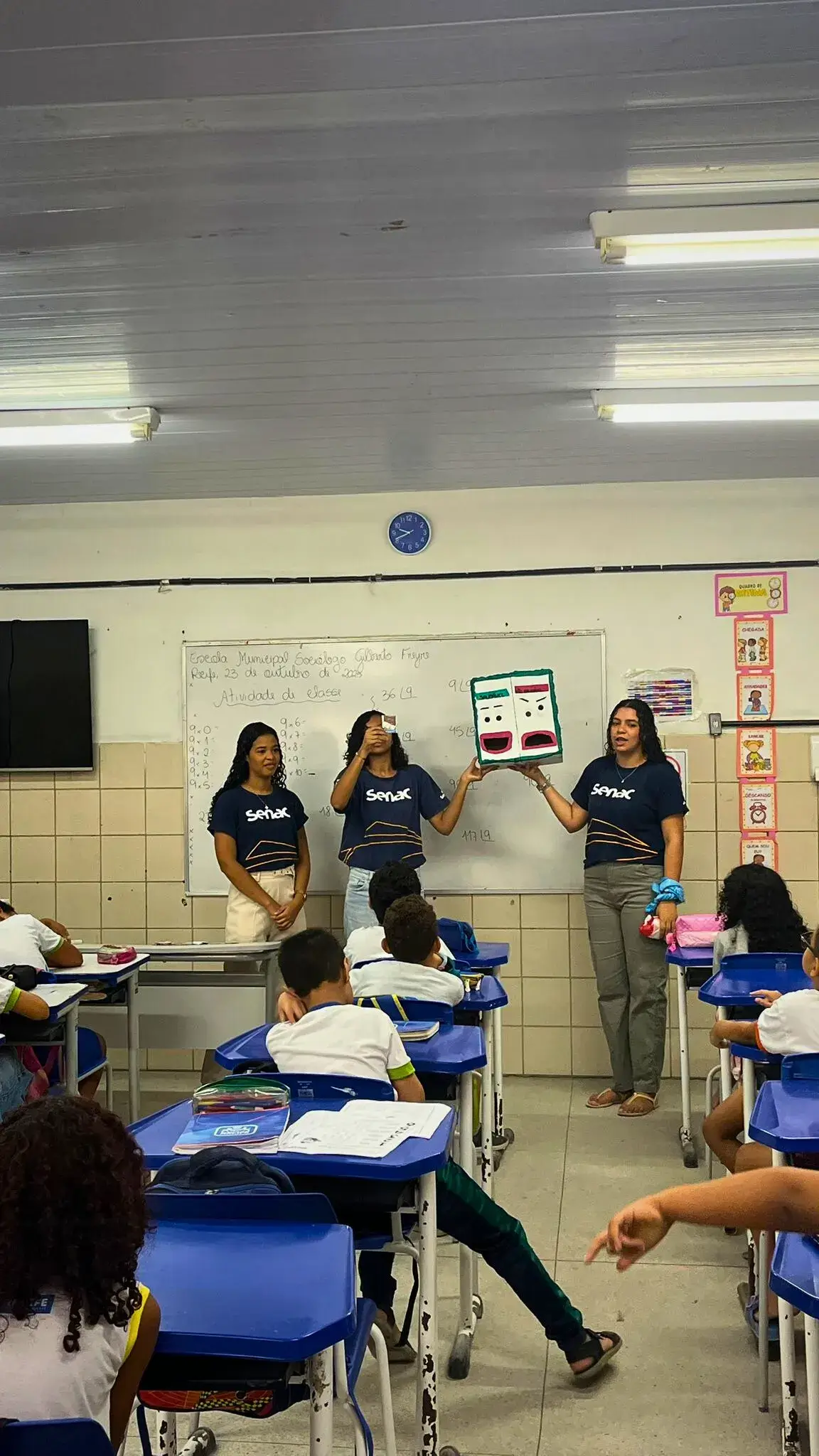 Outro ângulo da atividade.